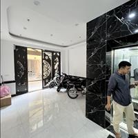 Khâm Thiên 58m , 8  tầng, thang máy, 13 phòng khép kín , gần phố,