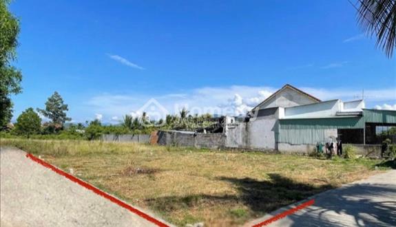 Bán lô góc 2 mặt tiền, cách Quốc lộ chỉ 300m, ngay trung tâm xã, giá đầu tư chỉ 7xxtr - Ảnh 1