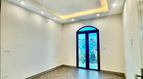 Phân lô Ngô Gia Tự – ô tô vào nhà – thang máy– full nội thất. - Ảnh 2