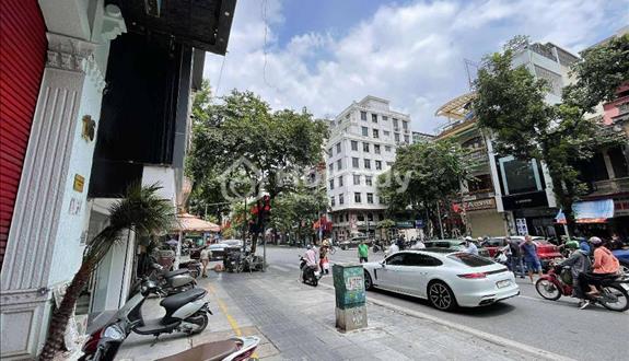 Bán nhà mặt phố Khâm Thiên, Đống Đa 40m2, 6 tầng thang máy, giá 25 tỷ. - Ảnh 1