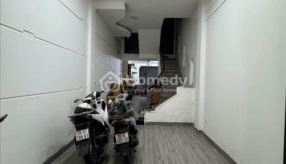 Cho thuê nhà ngõ 100, Tây Sơn, Đống Đa, Hà Nội  - Ảnh 1