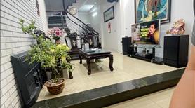 Khương Trung – Nhà tự xây chắc chắn, ngõ to ba gác – Gần phố lớn – 4.6 Tỷ - Ảnh 2