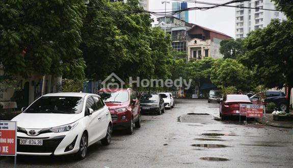 Bán nhà Hoàng Mai, phân lô, gara ô tô, thang máy, full nội thất, chủ mót lắm rồi, giá 23,9 tỷ - Ảnh 1