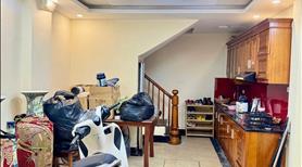 Bán gấp nhà Hào Nam, Ô tô đỗ cửa, 30m², 6 Tầng, kinh doanh sầm uất 9,65 tỷ - Ảnh 2