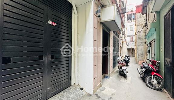 Bán con gà đẻ trứng 500tr/năm ở ngay tôn thất tùng , 42m2 ,6 tầng giá 10 tỷ - Ảnh 1