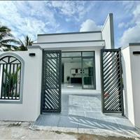 Kèo thơm! Căn nhà cấp 4 xây mới, Giá 1.43 tỷ , cách cầu Hoá An 15 phút.