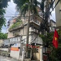 Chính chủ bán nhà tập thể 30m2 ttsd 50m2 tầng 5 ngõ 3 Vạn Phúc Loeexu Giai Ba Đình giá 4,3tỷ