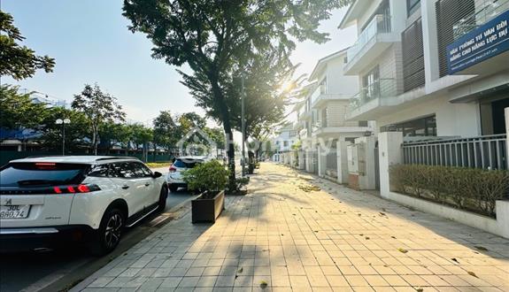 siêu phẩm biệt thự vila dương nội _mặt tiền lê quang đạo đối diện cv thiên văn học_ nhà đẹp ko - Ảnh 1