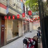 Bán nhà 5 tầng - Phố Lạc Long Quân giá 9,89 tỷ.