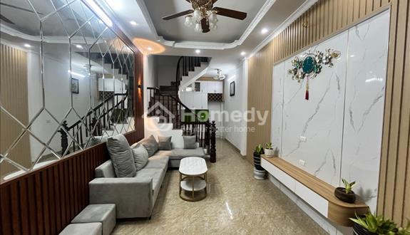 bán nhà lĩnh nam hoàng mai ,giá 6tỷ .ngõ oto đỗ cửa - Ảnh 1