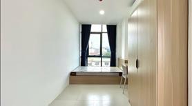Căn hộ 2 phòng ngủ nằm ngay trung tâm thành phố Phú Nhuận, đầy đủ tiện nghi - Ảnh 16