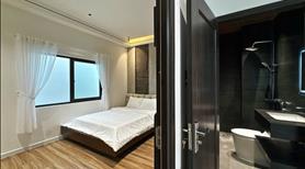 Nhà đẹp 3 tầng “Modern Luxury” Điện Biên Phủ – gần sân bay, nội thất cao cấp  - Ảnh 4