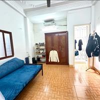 Bán nhà phố Thành Công, Ba Đình, 28m2 x 5 tầng 3 phòng ngủ, dân xây chắc, ở ngay, 6,7 tỷ!