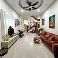 Vỡ nợ tôi bán gấp nhà 1T1L 64m2 Lâm Văn Bền-q7-920TR-sổ hồng riêng, gần trường học,LH:0774722132