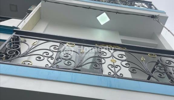 Bán nhà 3 tầng 4pn đường hòa bình quận tân phú - Ảnh 1