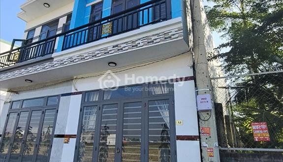 Nhà Hóc Môn 4x8m đường ô tô, nội thất cơ bản - Ảnh 1