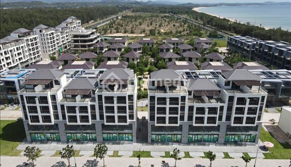 Bán ngay căn shophouse mặt biển, dt 168 m2, ngay đường Độc Lập Phú Yên, chiết khấu 0% - Ảnh 1