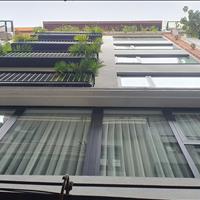 Bán tòa nhà phố Liễu Giai, DT 140 m2, 8 tầng 