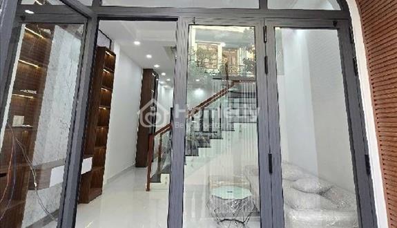 Bán gấp 56m2 Q9, 1 trệt 2 lầu, PK + 3PN + P. Thờ. Xe hơi đỗ cửa. Nhà ở ngay đón Tết. - Ảnh 1