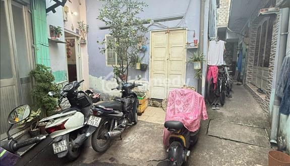 Nhà Lê Văn Lương, Hẻm trước nhà 4m, ngang 4m Giá chỉ 2.55 Tỷ - Ảnh 1