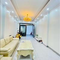 Nhà đẹp ngõ thông oto Nguyễn Văn Cừ - 6 tầng thang máy - sát mặt phố