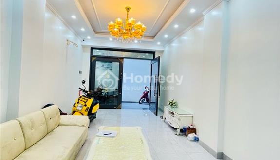 Nhà đẹp ngõ thông oto Nguyễn Văn Cừ - 6 tầng thang máy - sát mặt phố - Ảnh 1