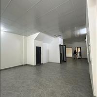 Cho thuê nhà riêng ngõ 214 Nguyễn Xiển, 90 m2 x 5 tầng, giá chỉ 35 tr/tháng