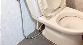 Cho Thuê Phòng QUẬN 1 Có Cửa Sổ, Ban Công, FREE 1 xe máy - Ảnh 4