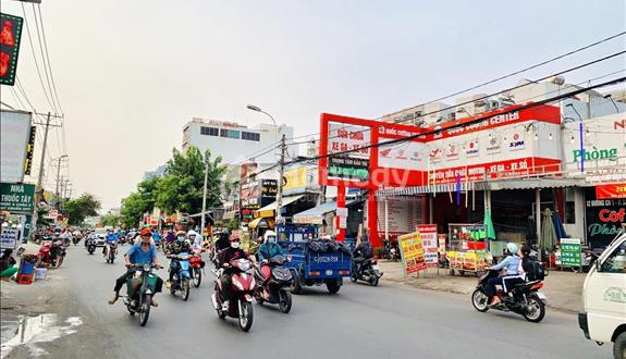 Tôi bán gấp nhà 3lau,MT kinh doanh Phạm Hùng,Q8,5.3x16m,cho thuê 40tr/tháng,17ty - Ảnh 1