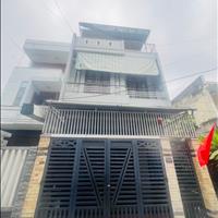 Cần bán nhà 3 tầng hàng cực hiếm ngay trung tâm thành phố kiệt 6m oto đậu đỗ vô tư