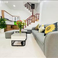 Bán nhà phúc lợi ------- ngõ to như phố -------- mt 4m 5 tầng ------------ hơn 5tỷ