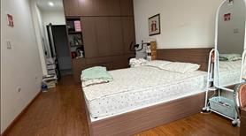 Nhà mặt ngõ Ngọc Thụy- oto đõ cửa - Ảnh 2