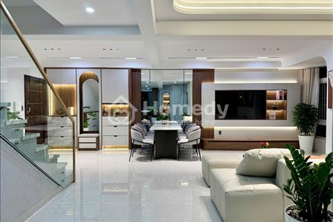 Bán nhanh căn hộ Penhouse sky garden 3, Phú Mỹ Hưng, Q7, 220m2, 4PN nhà mới đẹp