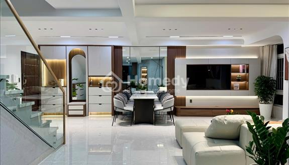 Bán nhanh căn hộ Penhouse sky garden 3, Phú Mỹ Hưng, Q7, 220m2, 4PN nhà mới đẹp - Ảnh 1