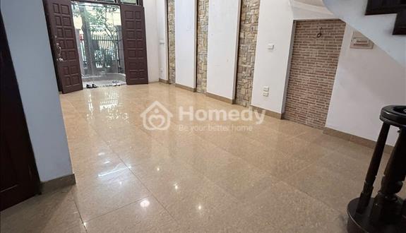 Chính chủ cho thuê căn biệt thự sân vườn để ở hoặc làm văn phòng đường Lê Đức Thọ, Mỹ Đình - Ảnh 1