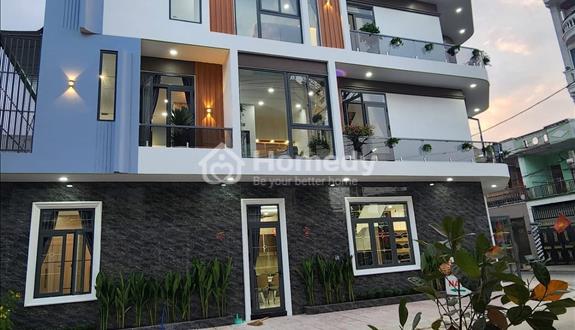 Căn Góc Phố Hiện Đại - 5 Phòng Ngủ Có Phòng Ngủ Dứoi TTaij Bình Dương - Ảnh 1