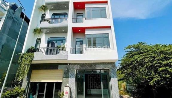 Bán Nhà Phố Ngang 4,7m - 2 Lầu 4PN Tại Ngã Tư Miếu Ông Cù Bình Dương - Ảnh 1