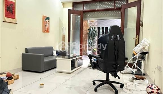 Chính chủ muốn bán một căn nhà siêu hót tại Cầu Giấy - Ảnh 1