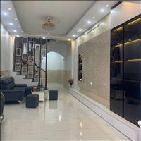 Bán nhà Xuân Thuỷ gần ĐH Quốc gia, ô tô qua nhà, 45m 4 tầng ở ngay, LH0868926199