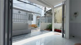 Cho thuê nhà chính chủ, hẻm rộng xe hơi tới nhà. - Ảnh 4
