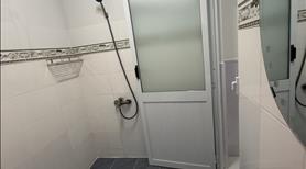 Cho thuê nhà chính chủ, hẻm rộng xe hơi tới nhà. - Ảnh 13