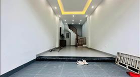 Bán Nhà Vị Trí Siêu Đỉnh - Ô Tô Tránh Sát Nhà - Giá Ngon - Chủ Thiện Chí - Ảnh 3