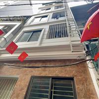 Bán nhà đất Nguyễn Khang, mặt tiền 6,5m, nở hậu, phù hợp giữ tiền hoặc xây căn hộ dịch vụ 