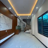 Nhà xã đại thanh 37 m2 x 5 tầng  lô góc giá 4,9 tỷ