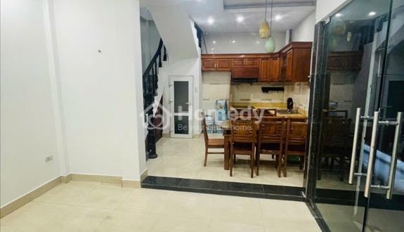 Cho thuê Nhà Cự Lộc, 3PN, Sát phố - Ảnh 1