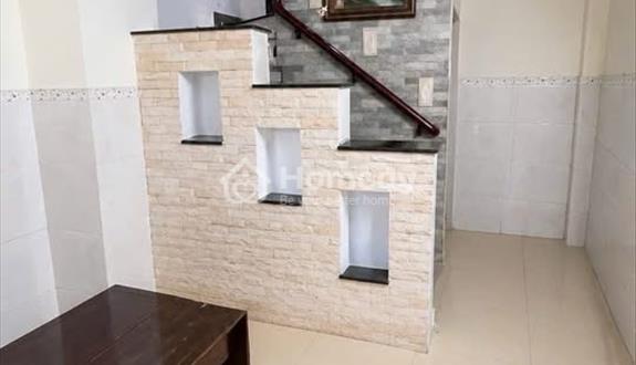 Bán nhà đẹp CMT8, Q3, 1T1L, 3PN, DT 52m2 Giá 3ty120, hẻm Oto - Ảnh 1