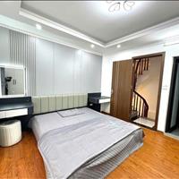 Nhà ở ngay - lô góc - full nội thất - ngõ thông - ô tô đỗ cửa - gần trường học