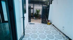 Bán nhà sr mới xây xong có GPXD ô tô 7 chổ vào tận nơi. - Ảnh 2