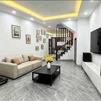 khương hạ sổ đỏ 50m2,sẵn nhà 3 ngủ, nội thất cơ bản ở ngay, 9.4 tỷ. ngõ thông, 20m ra phố oto tránh