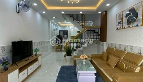 Chuyển về quê bán gấp nhà đường Tô Ký, quận 12-giá 450tr, sổ riêng-hẻm xe hơi - Ảnh 1
